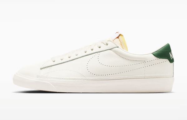 nike tennis classic IO1738-133 witte sneakers minimalistisch groen 99,99 euro