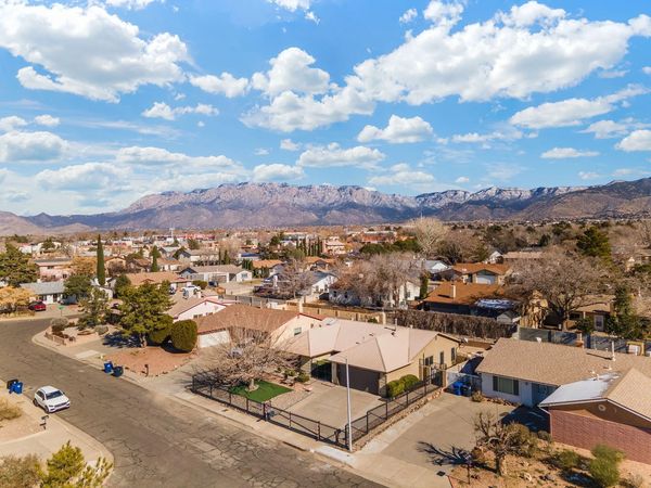 huis breaking bad te koop walter white albuquerque (2)