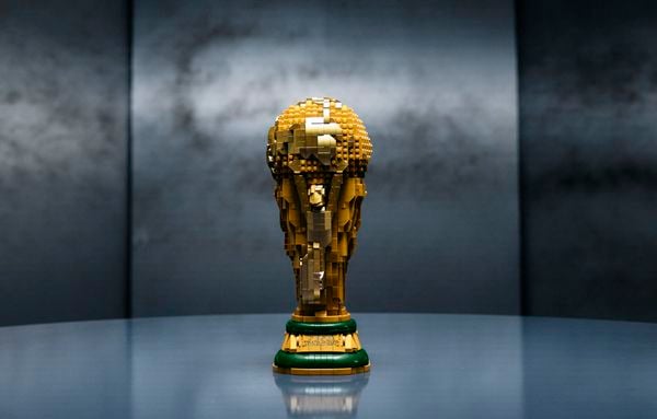 LEGO 43020 FIFA World Cup Official Trophy