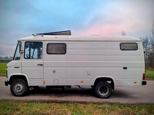 Mercedes 508D uit 1985 betaalbare camper voor 19500 euro zonder wegenbelasting