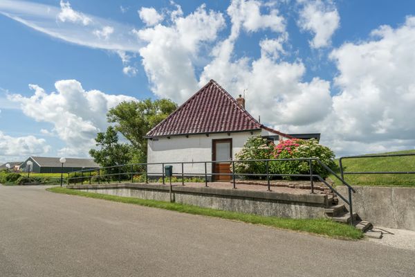 funda parel woonboerderij waddenzee iconische ligging holwerd ameland 375000 euro
