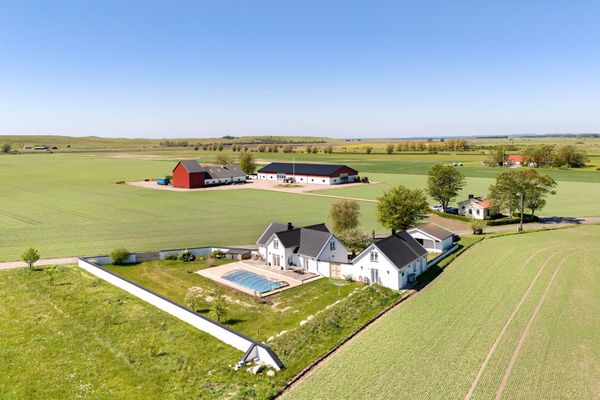 zweden villa kopen zwembad
