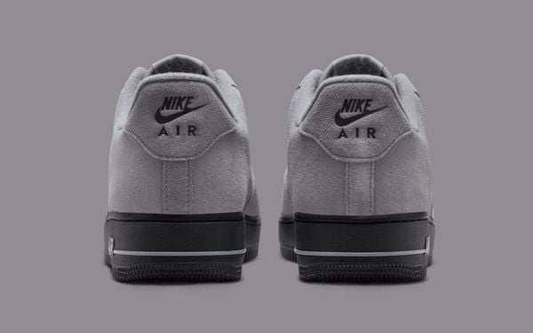 Nike Air Force 1 jewel Swoosh 'Cool Grey' en 'Light Armory Blue'