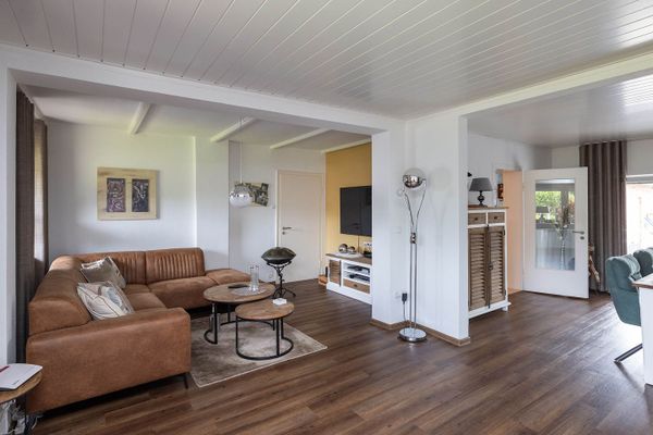 funda villa zwembad sauna tuin bar kroeg duitsland grensregio (11)