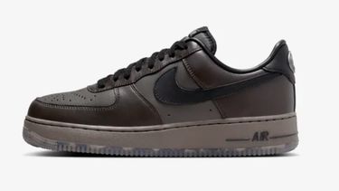 Sneakers van de dag: Nike Air Force 1 Low ‘Black Tea’