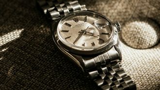 Zo verdien je geld met stukje Rolex of andere micro-investeringen