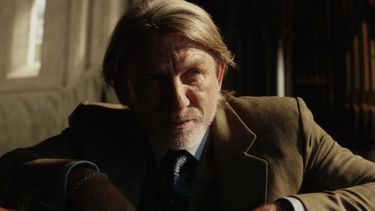 Netflix dropt James Bond-reünie met nieuw moordmysterie