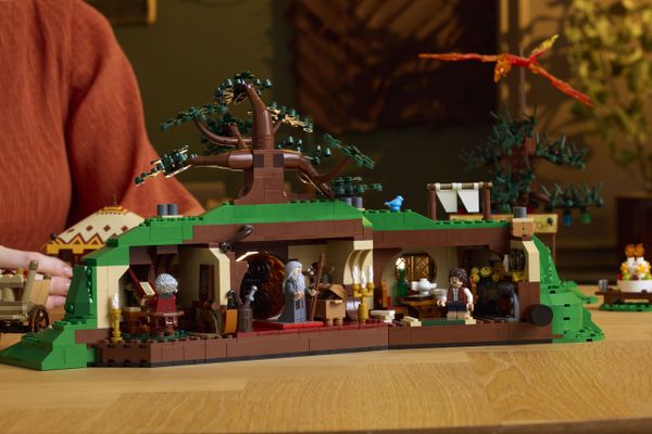 LEGO Icons 10354 The Lord of The Rings- The Shire