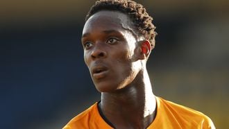 Het salaris van de nieuwe Oranje-spitsen 24x minder dan Depay