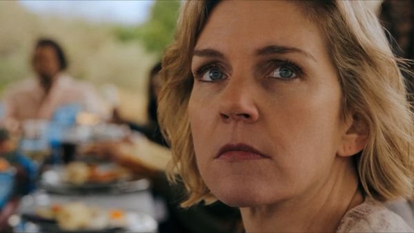 Nieuwe serie Breaking Bad-brein scoort perfecte 100% op Rotten Tomatoes Breaking Bad Pluribus 23