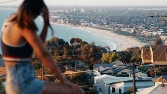 De 10 beste steden op aarde qua wonen, Nederland zakt diep weg