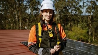 Dit betaal je vanaf 2027 extra per zonnepaneel, nu salderen stopt