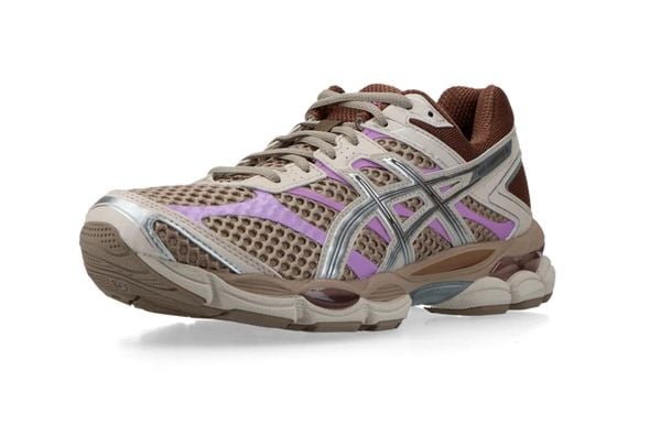 Asics Gel-Cumulus 16 'Lucid Motion' met korting in de sale nieuwe dad sneakers 112 euro