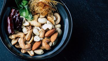 gezondste noten, hoeveel per dag, handje, 25 gram