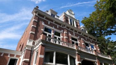 Kijkje in duurste Funda-huis Den Haag, met bios en luxe zwembad