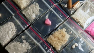 Heel Holland Slikt: Nederland MDMA-kampioen, en niet te zuinig