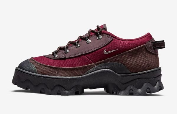 DD0060-201 Nike Lahar Low nieuwe gorpcore rode sneakers hike 139 euro