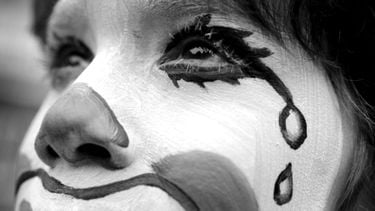 En dan nu de kater zoveel geld verbrast een doorsnee carnavalsvierder