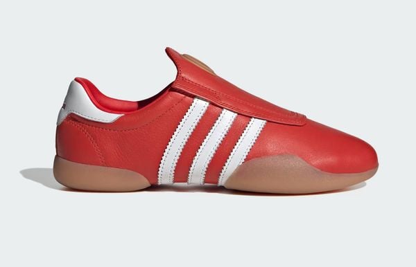 Adidas Taekwondo Mei nieuwe hype-sneakers rood te koop voor 120 euro
