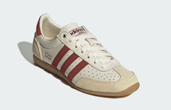 adidas japan nieuwe sneakers zelfde prijs samba gebroken wit rood
