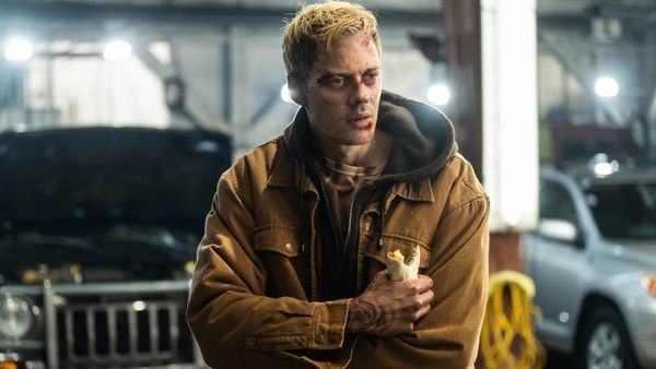 antony hopkins locked bill skarsgard bioscoop film (4)