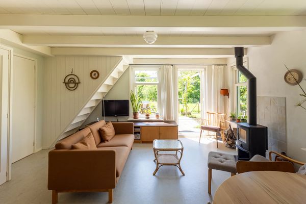 funda friesland groot perceel moestuin bloementuin huis (18)