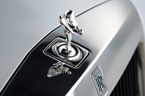 Rolls-Royce Spirit of Ecstacy prijs waarde kost