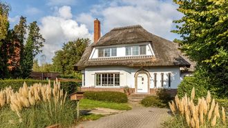 Luxe Funda-villa te koop voor modale prijs vlakbij vier grote steden