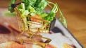 Zo enorm veel duurder is eten, drinken en roken dan vorig jaar
