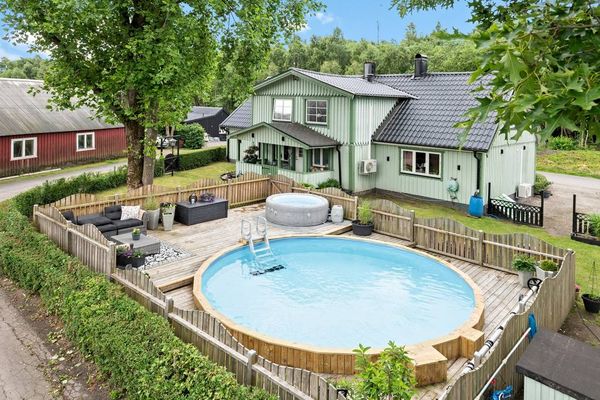huis kopen in zweden villa zwembad (6)