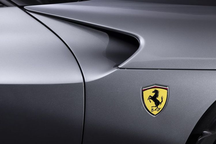 duurste suv ter wereld, Ferrari Purosangue