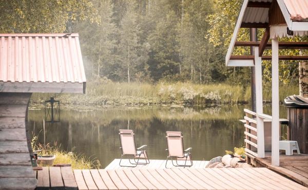 Glamping-hotel in Zweden kost €5,7 ton mét huis en inventaris water
