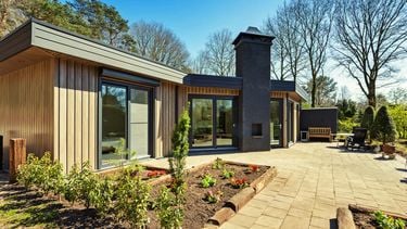 Funda-bungalow van €375.000 heeft label A+++ aan bosrand