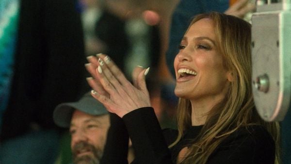 Jennifer Lopez geeft zich bloter dan ooit in bejubelde nieuwe film