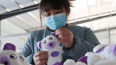 Grote webshops in Nederland verkopen massaal giftig (speel)goed