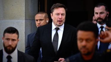 Ontslagen Tesla-techneut is nu grootste vijand Elon Musk