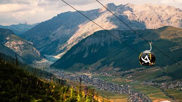 ski oord skipas bier piza livigno italie