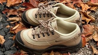 Nike brengt ultieme gorpcore-sneakers uit 1989 opnieuw uit à €139