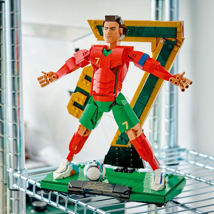 LEGO Store Ronaldo