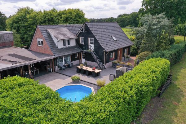 funda zwembad sauna boerderij woning duitsland grensgebied