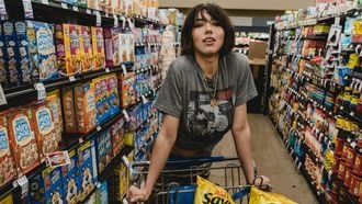 Je spiermassa lijdt onder volksverslaving nummer 1: zo stuur je het