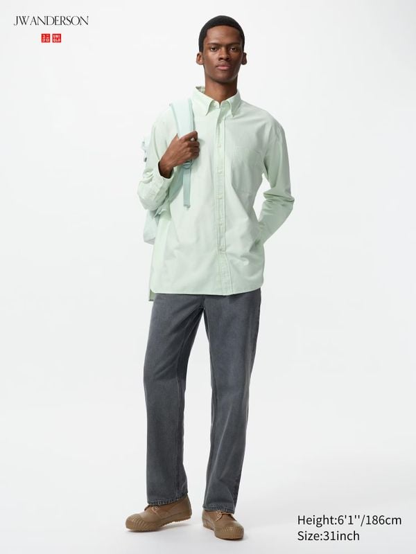 Straight Fit Jeans van Uniqlo x JW Anderson 49,90 euro rechte spijkerbroek nieuwe collectie collab