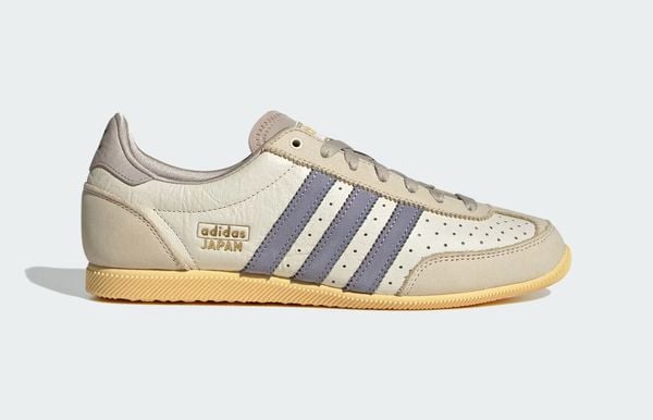 adidas japan nieuwe sneakers zelfde prijs samba gebroken wit vaal blauw