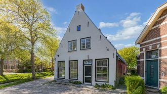 Funda-parel van €360K is leeg canvas met A-label en veel historie