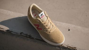 Voor €45 gespot in de sale New Balance skate-sneakers met stijl