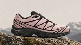 De roze Salomon XT-6 is de snelst verkopende trail-sneaker van nu