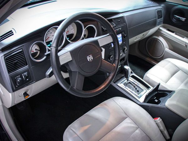 Tweedehands Dodge Magnum V8 2005 occasion