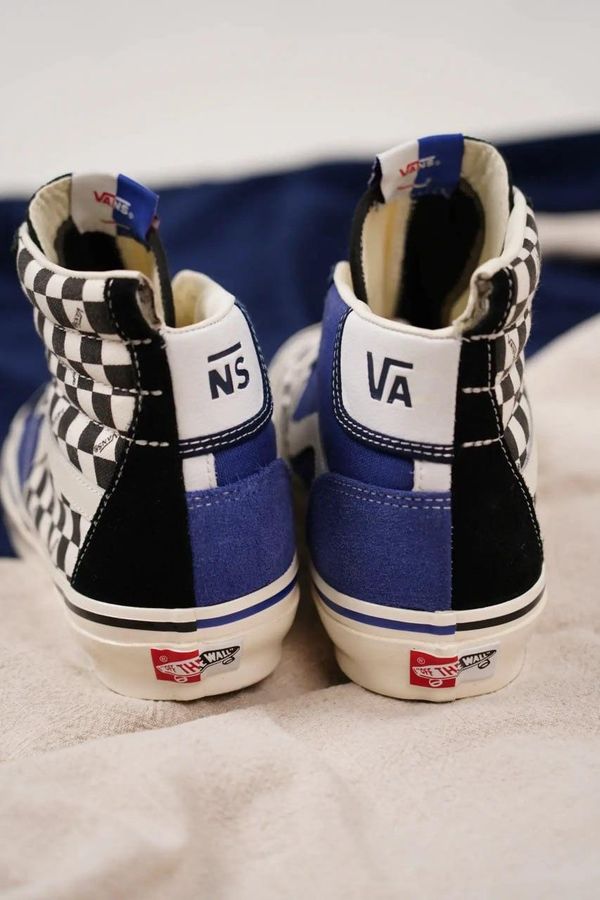 vans clash the wall sneakers 2