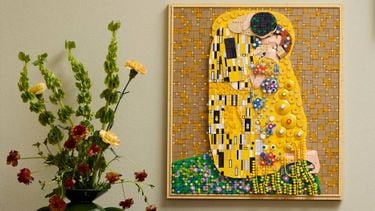 LEGO lanceert grootste meesterwerk ooit, maar fans spotten hiaat