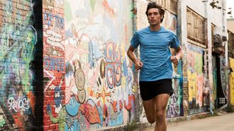 Hardlopen gaat sneller met deze 400x400 training die je PR breekt